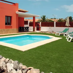 https://villas-alicia-by-escape-home.in-canary-islands.com